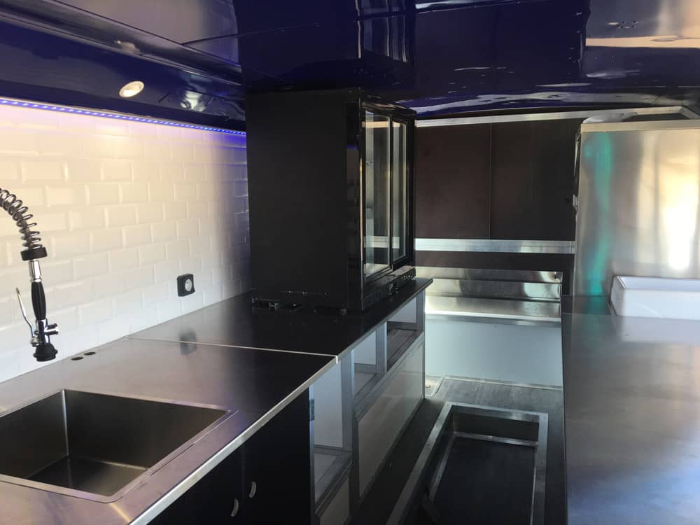 Bus anglais transformé en espace événementiel