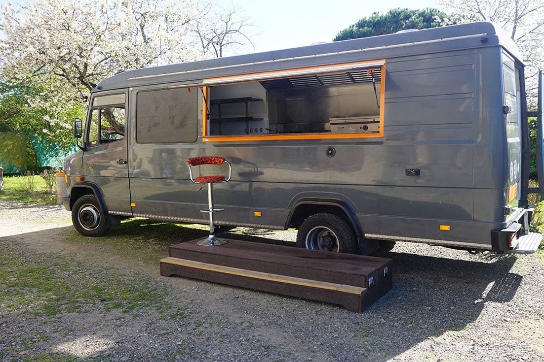 food-truck Mercedes