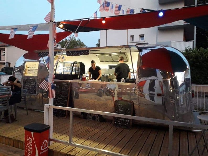 AIRSTREAM FOOD TRUCK