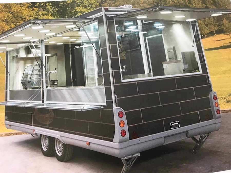 FOOD TRAILER