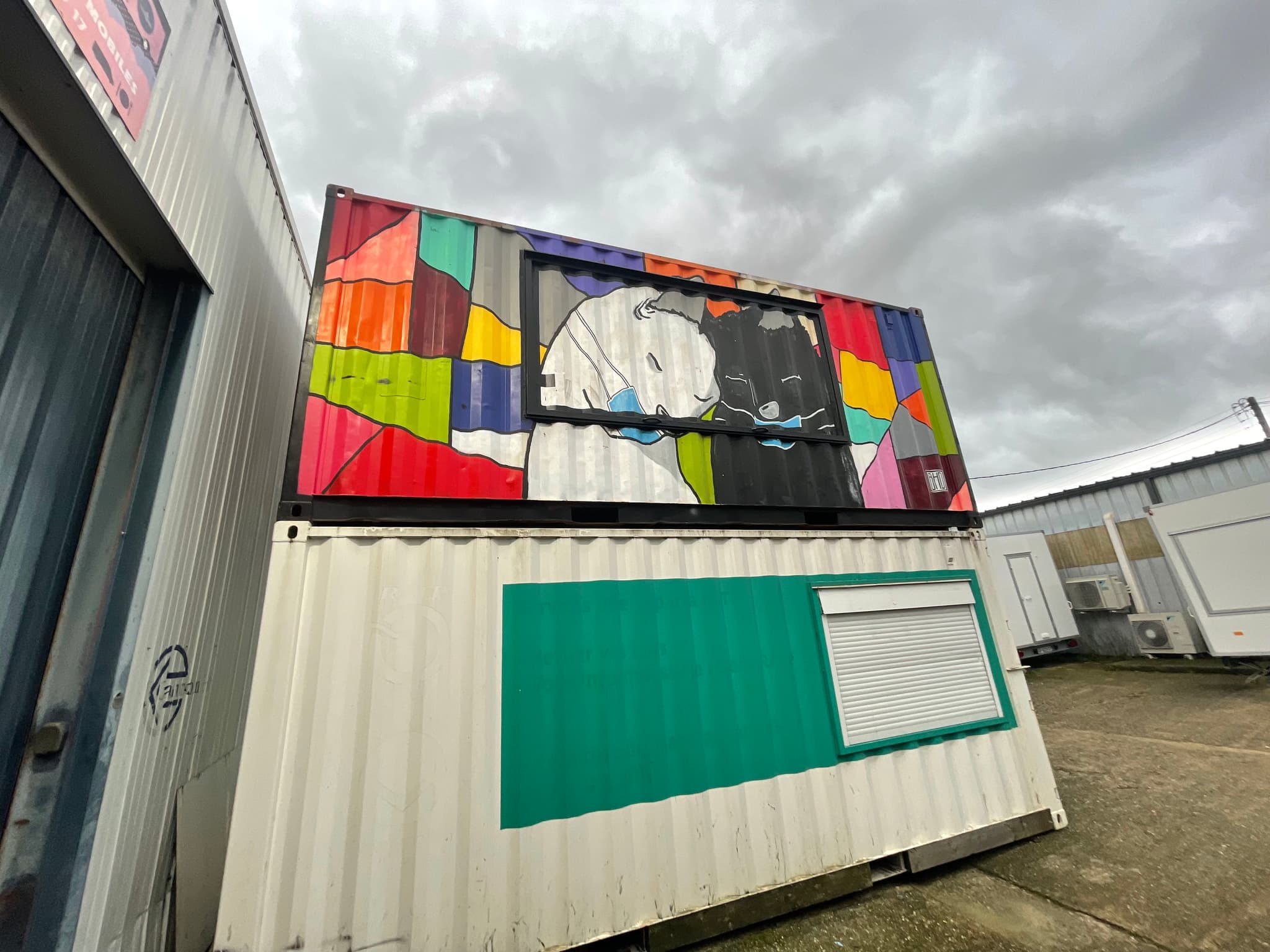 Container 20 pied en stock avec ouverture latéral