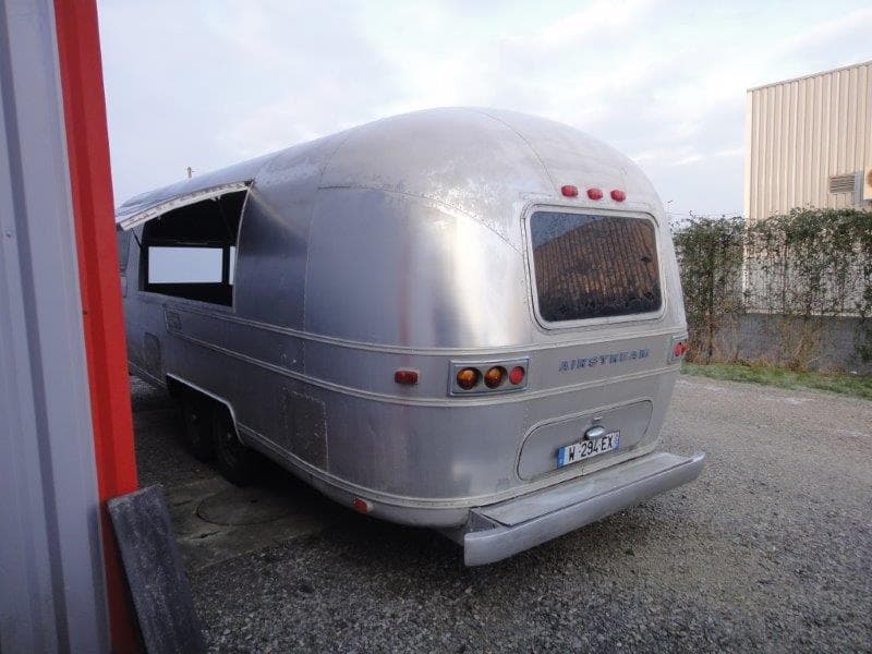 Airstream 1974