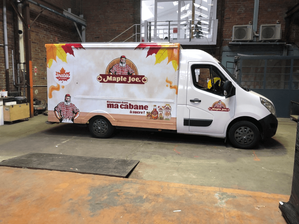 Food truck en location — vue extérieure