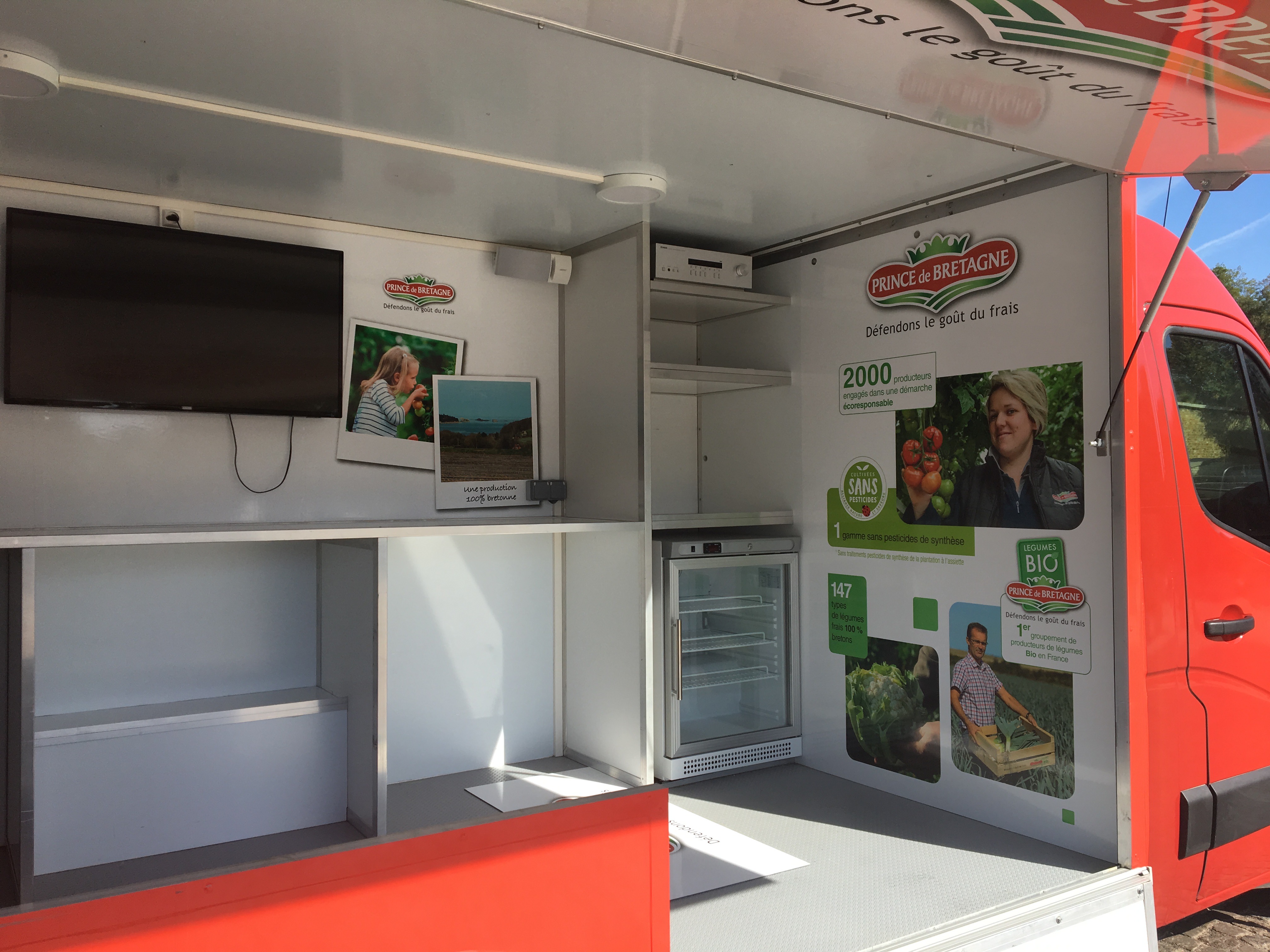 Camion magasin Prince de Bretagne — aménagement sur mesure