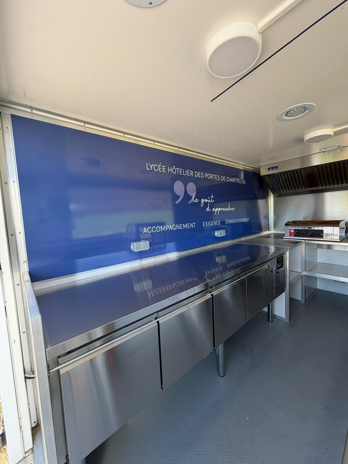 Food truck Lycée Chartreuse — équipements professionnels