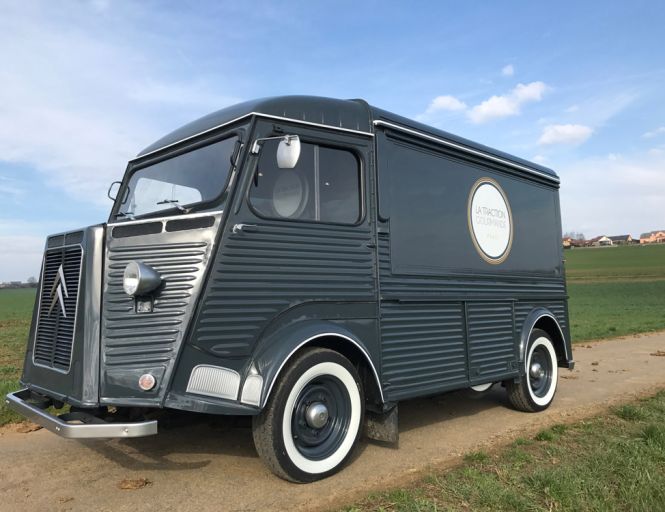 Food truck vintage Citroën HY aménagé sur mesure — Mon Camion Resto