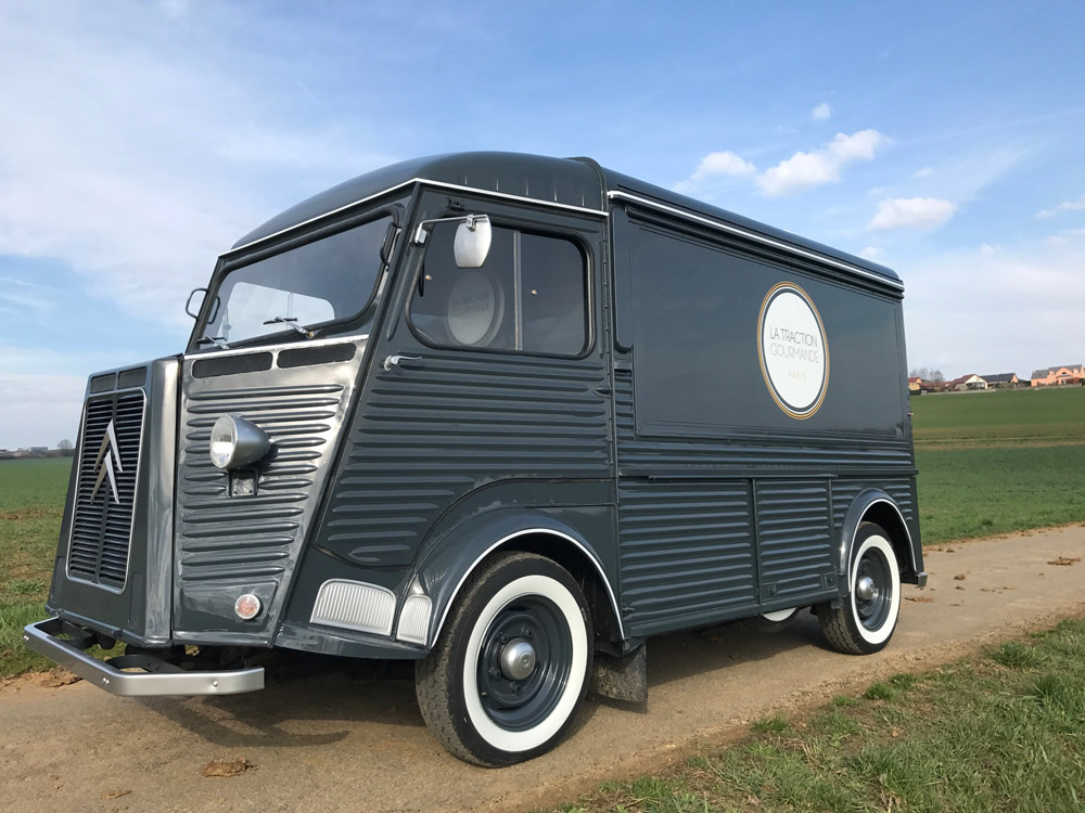Food truck vintage — Citroën HY, Estafette et Combi VW