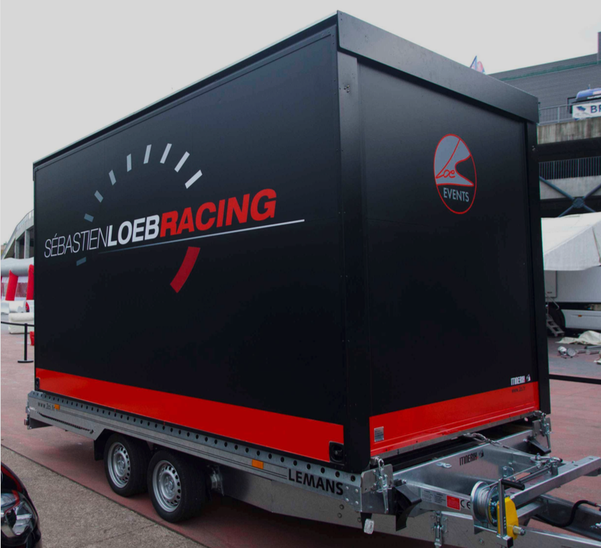 Remorque papillon ouverte — concept événementiel